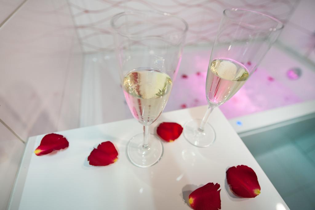 Honeymoon Ruterra Studio Прага Номер фото